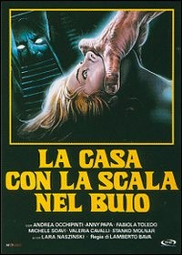La casa con la scala nel buio