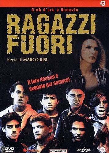Ragazzi fuori Ragazzi fuori