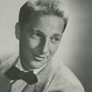Garry Moore