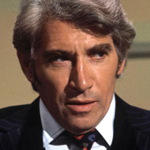 Frank Finlay
