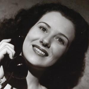 Ruth Warrick