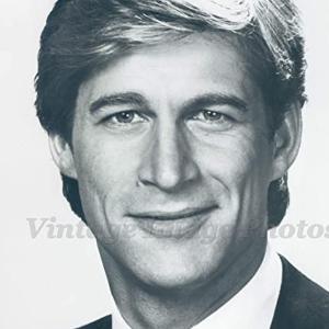 Simon MacCorkindale