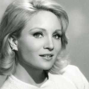 Susan Oliver