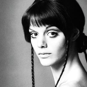 Tina Aumont