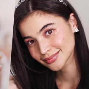 Anne Curtis