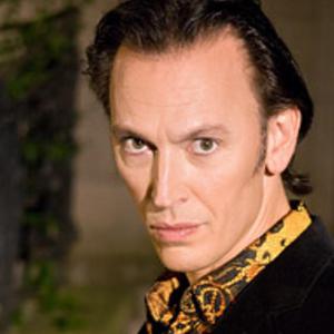 Steve Valentine
