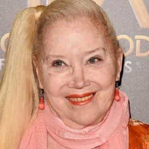 Sally Kirkland