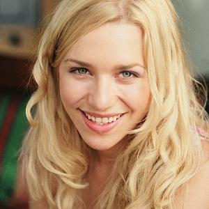 Julia Dietze