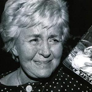 Lynne Perrie