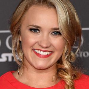 Emily Osment - Biografia, Età, Compleanno, Zodiaco cinese e Curiosità