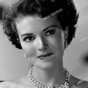 Paula Raymond