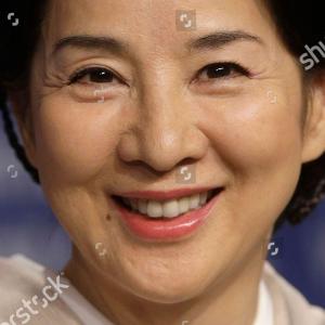 Sayuri Yoshinaga