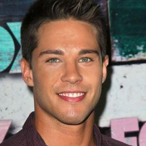 Dean Geyer