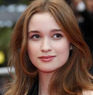 Alice Englert
