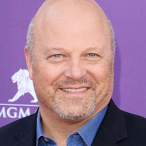 Michael Chiklis
