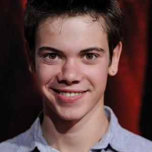 Famous people and celebrities born in 1994 | TakeMeBack.to