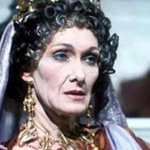 Siân Phillips
