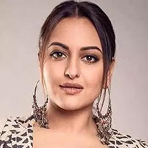Sonakshi Sinha - Biography, Age, Birthday, Chinese Zodiac & Facts