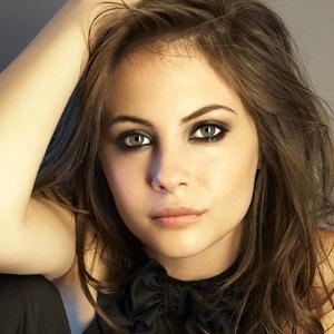 Willa Holland