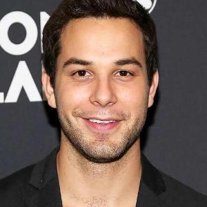 Skylar Astin