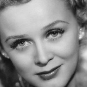 Gloria Stuart