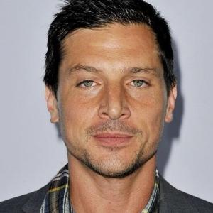 Simon Rex