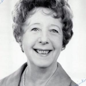 Mona Washbourne